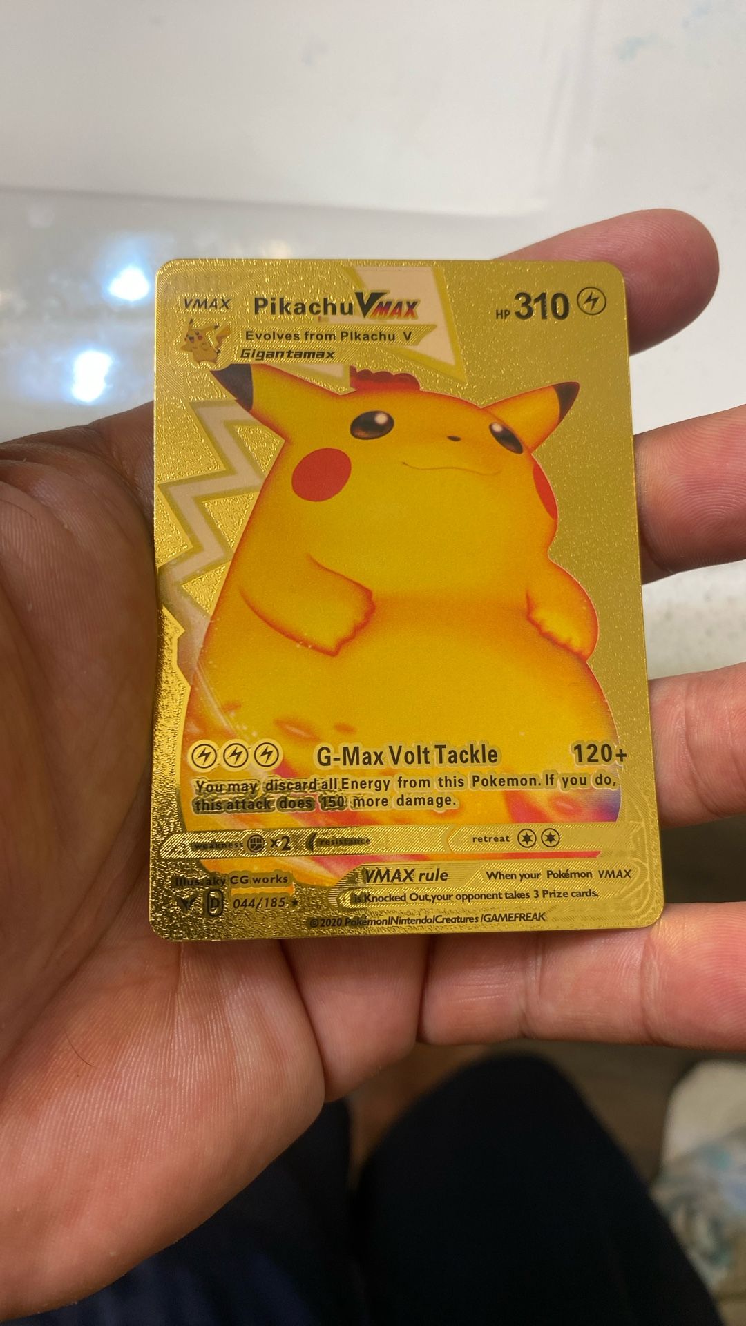 Pokémon Card Pikachu Vmax