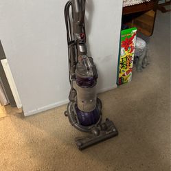 Dyson Vacuum 