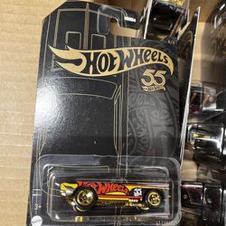Hot Wheels 67 Camaro  - 2023 55th Anniversary Black and Gold #6/6