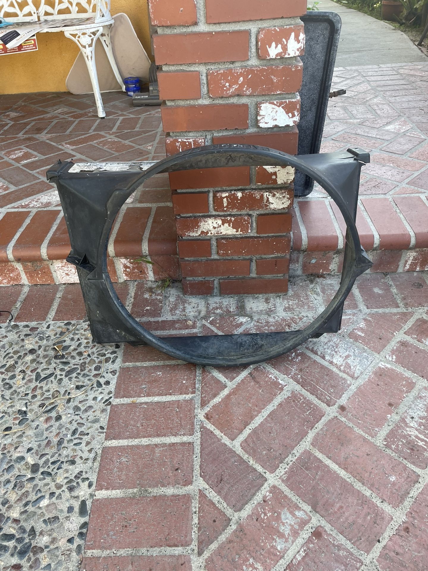 Monte Carlos V8 fan cover asking $75