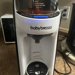 Baby - Formula Making Baby Breeza. 