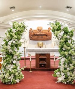 Elegant faux floral arches & floor runners