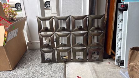 Metal wall decor