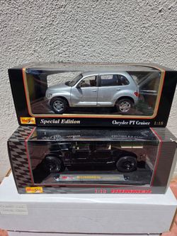 2 Models cars /5  hot wheels