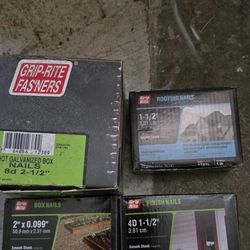 Free Nails