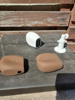 Arlo Pro 2 Brown Cover And Stand