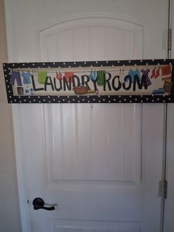 Laundry room sign