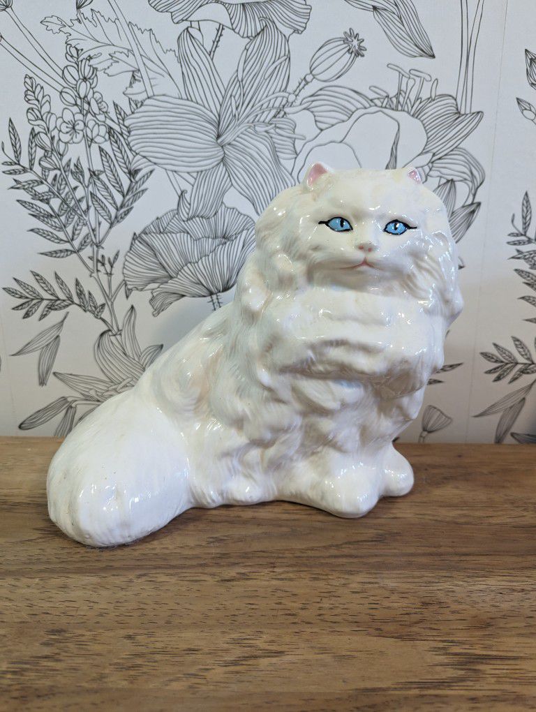 Vintage White Ceramic Persian Cat Statue 