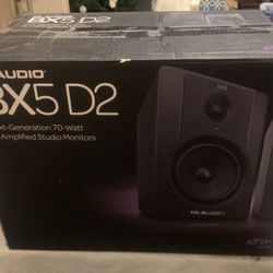 M-Audio BX5 D2 70 Watt Bi-Amplified Monitors/Speakers