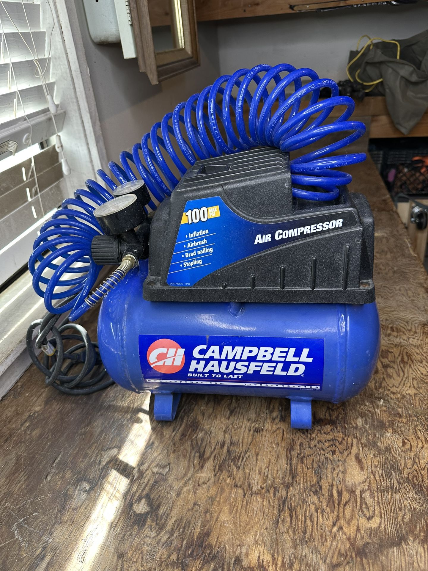 Campbell Hausfield 2 Gallon Air Compressor: