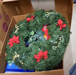 Xmas Decorations,flower Pot X-Large And Antique Am/fm Record Player