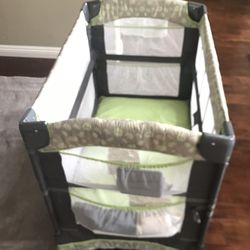Arm’s Reach co-sleeper 3 In 1