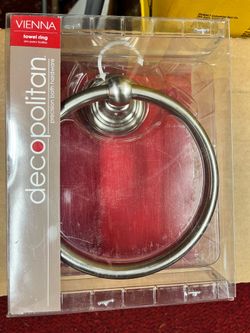 Towel ring