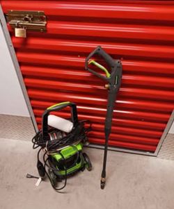 Like New - Greenworks 1600 PSI Electric Pressure Washer (Used Only Twice)