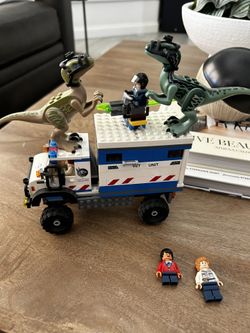 Lego Velociraptor Jurassic Park Lego Vet Unit