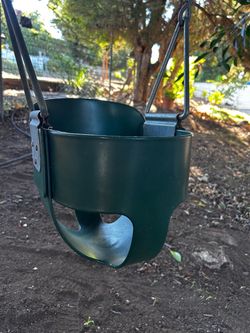 TODDLER BUCKET SWING!