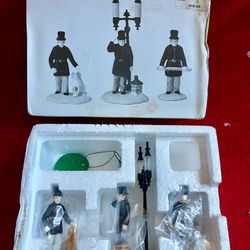 NEW Dept 56 Village CONSTABLES Set Of 3 ‼️ See HUGE COLLECTION Of VINTAGE Christmas  FIGURINE BUILDING ‼️ Price Is FIRM ‼️