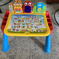 VTech Touch and Learn Activity Desk