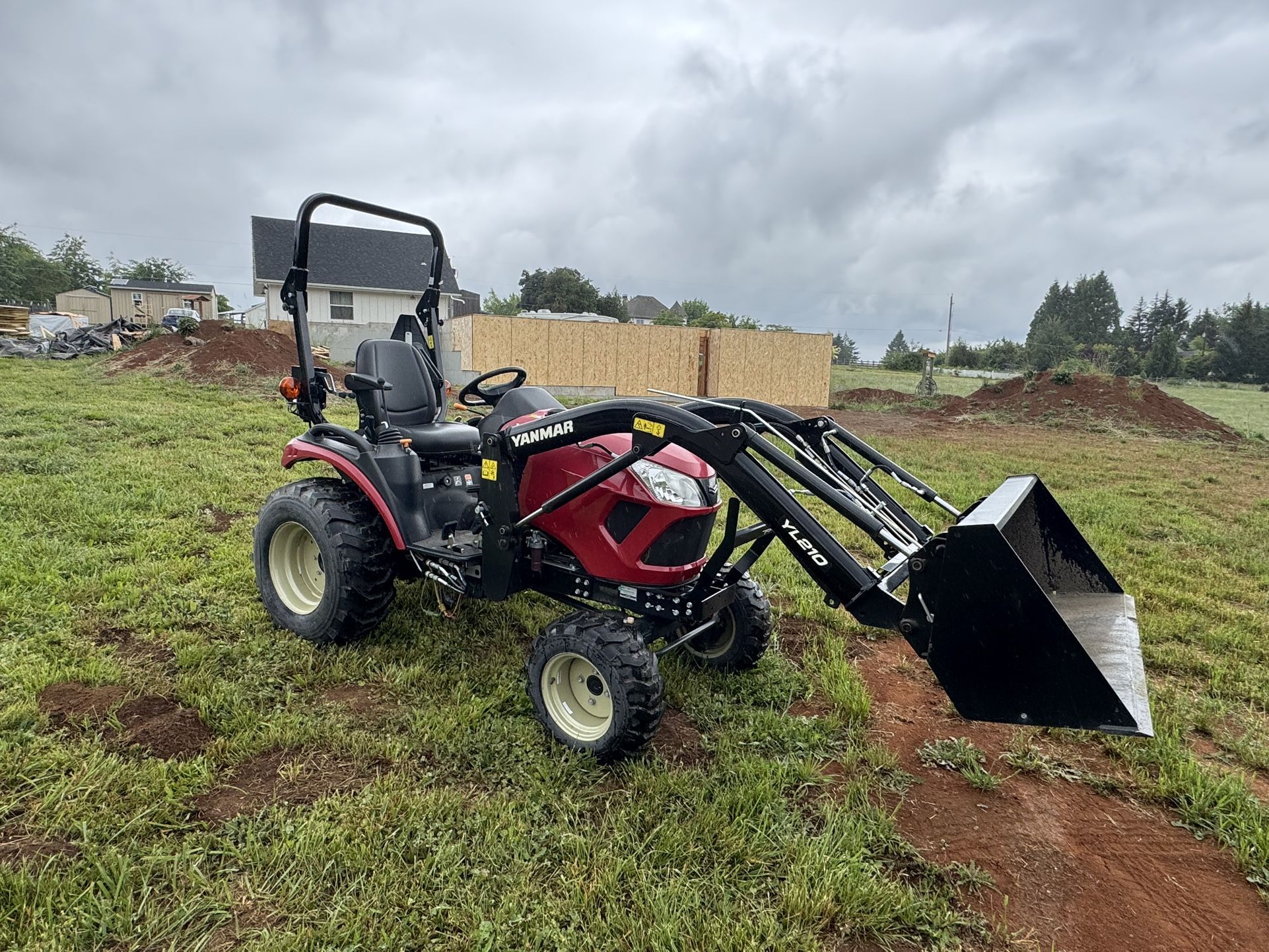 2023 Yanmar SA325 tractor