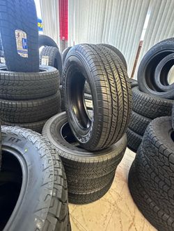 255-70R18 Bridgestone ht used tires almost new