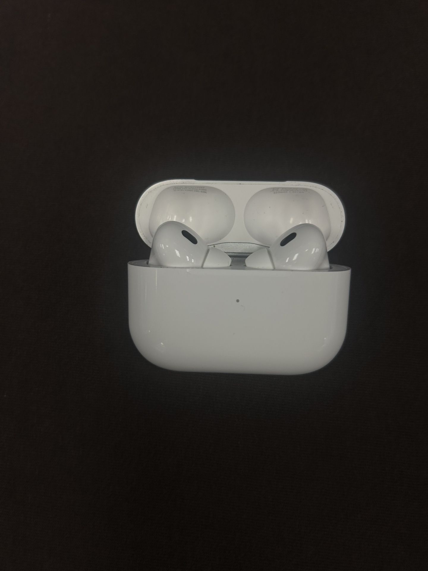 wireless earbuds