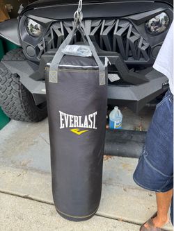New 70 pound Boxing Bag