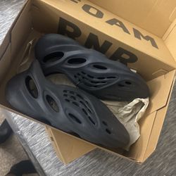 Yeezy Foam RNR