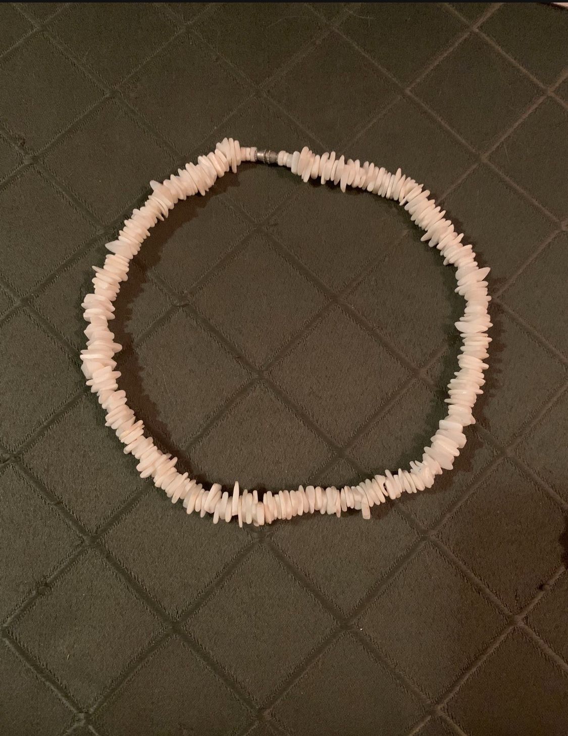 Genuine Hawaiian Style Clam Chip Seashell Necklace 