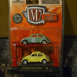 M2 Machines Auto-Lift VW Beetle Deluxe U.S.A Model 