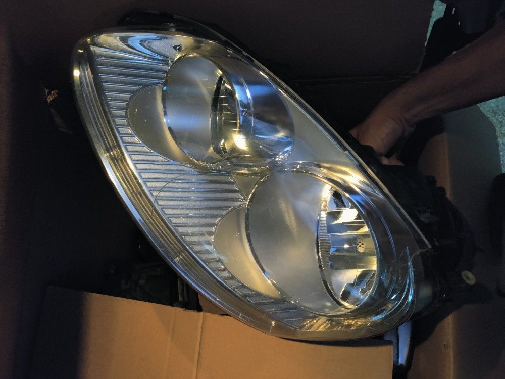 Used MK5 A5 VW headlights And Parts