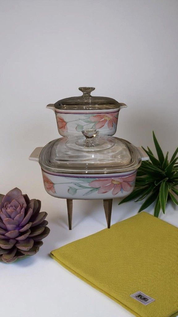 Vintage 1989 Pyrex Corningware Peony