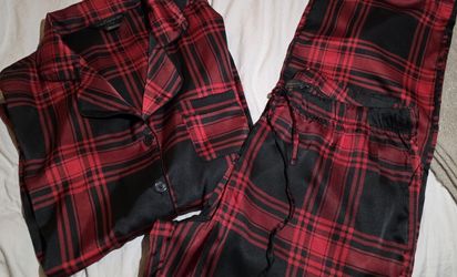 Women's Pajama Red And Black Set - Size Medium 