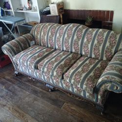 Couch And 2 Chairs 