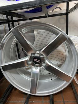 Rims & Tires cash/ finance $49 down 100 days cash price (HABLAMOS ESPAÑOL/FALAMOS PORTUGUES)