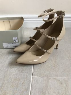 Marc Fisher Nude Pump Size 6 1/2