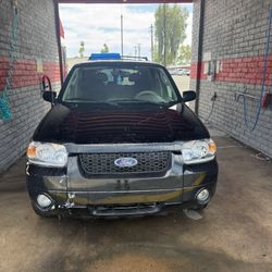 2005 Ford Escape