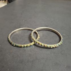 Vintage Style Silver-toned Set Of 2 Bangles Featuring A Decorative Channel Of Iridescent & Multicolored Aurora Borealis Crystals 2.5" Opening 