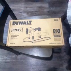 DeWalt Grease Gun