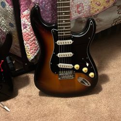 🌝 FENDER 💥 SQUIER ⚡️ STRAT 🌟