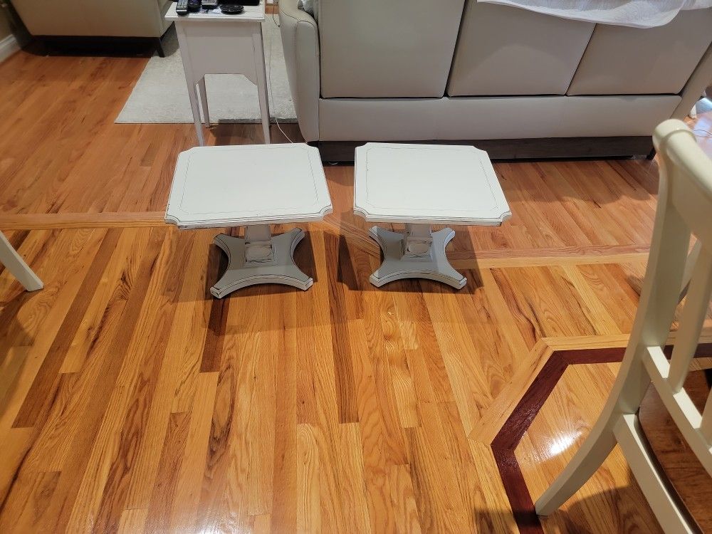 2 Mersman 35-33 End Tables