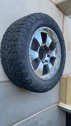 8 Lug 8x180 295/55r20