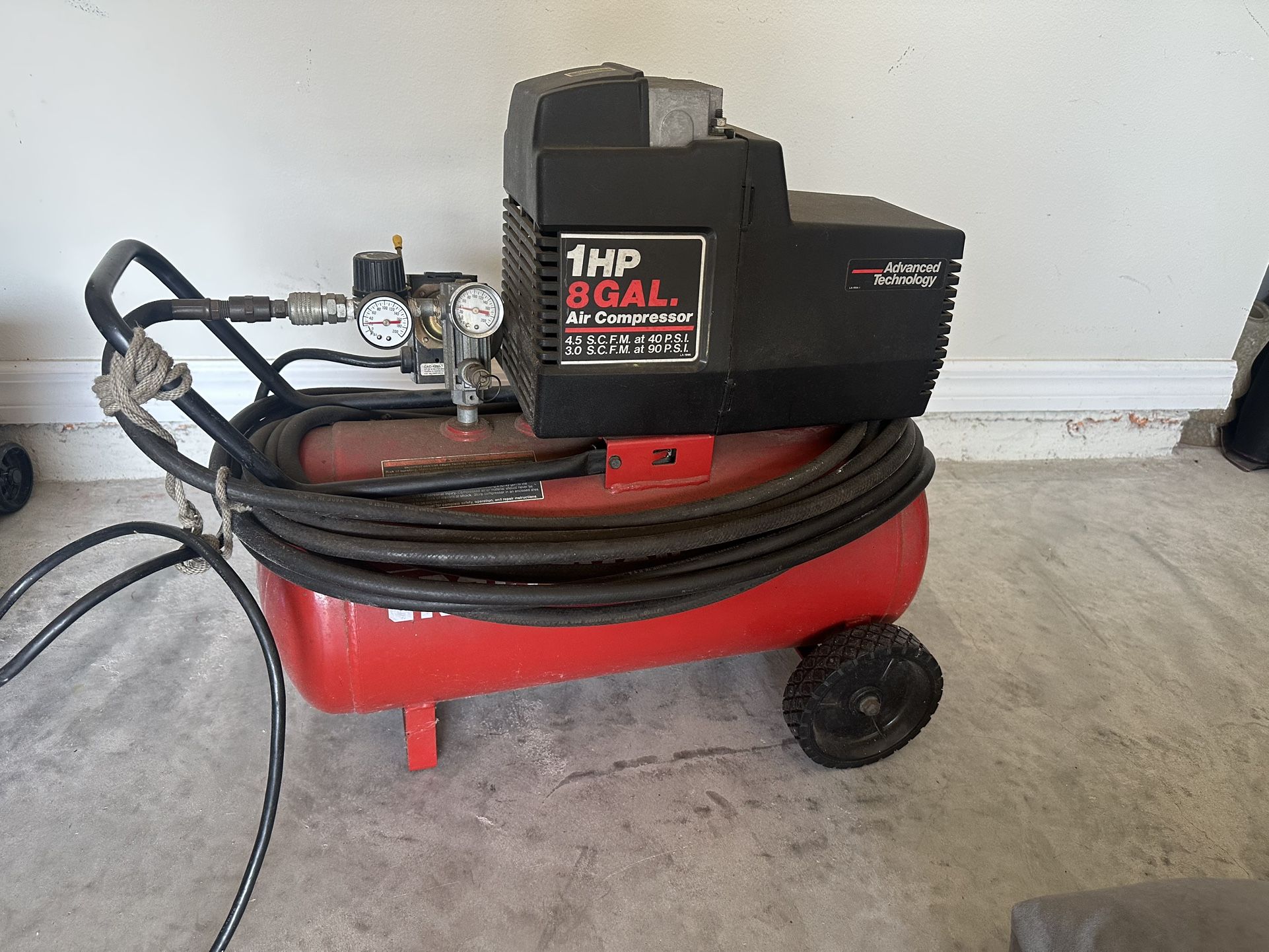 Air Compressor 1HP 8 Gal