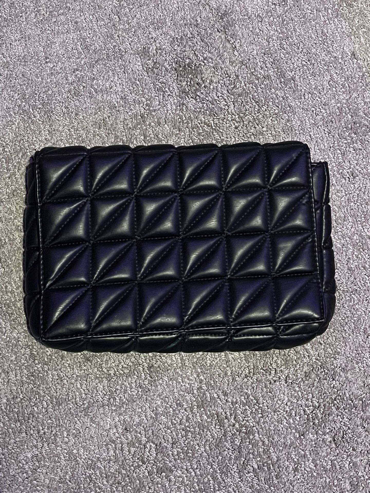 Zara leather hangbag missing crossbody strap