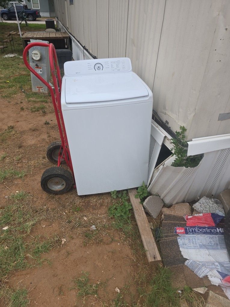 Washer 75$