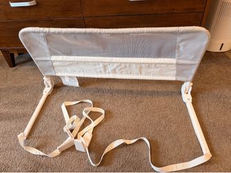 Munchkin swing down bed rail