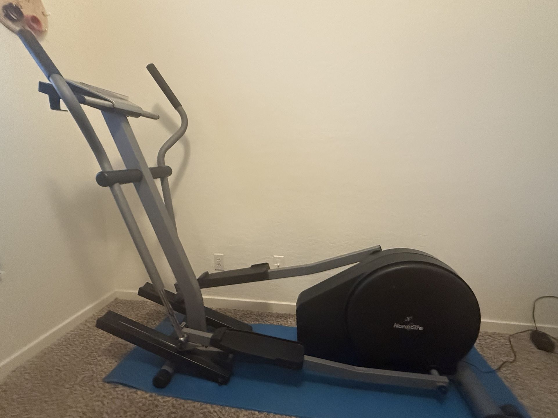 NordicTrack Sportsmith Elliptical