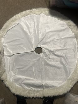 Christmas tree skirt