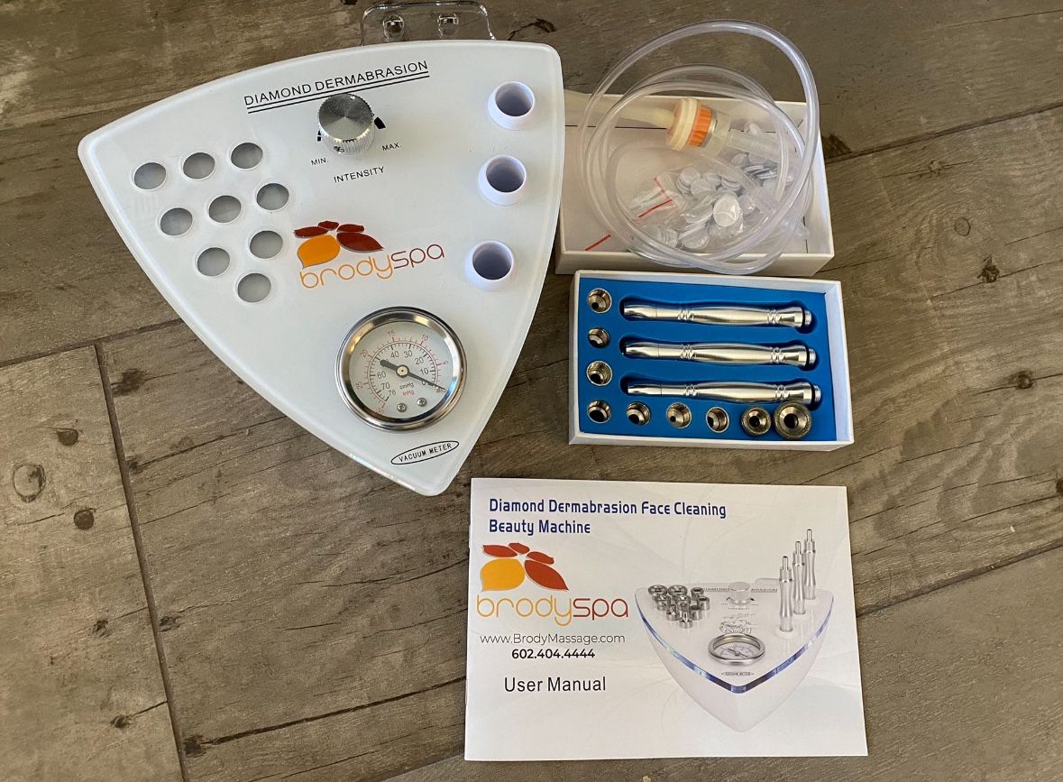 Microdermabrasion Machine With 3 Wands And 9 Tips 