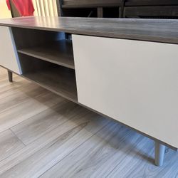 TV Stand With Cabinets Each Side