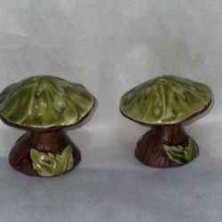 Vintage Mushroom Shakers 